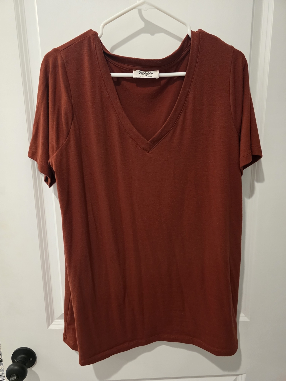 Zenana Outfitters V-Neck Short Sleeve Top — Rust